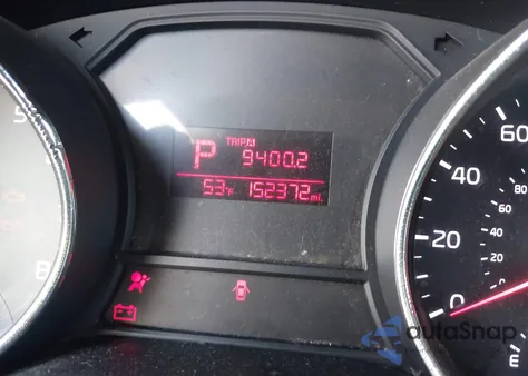 2016 Kia Sedona Lx z USA, uszkodzony, nr VIN KNDMB5C1XG6088673